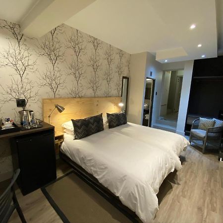 Herzinger Boutique Guesthouse Klein Windhoek Экстерьер фото