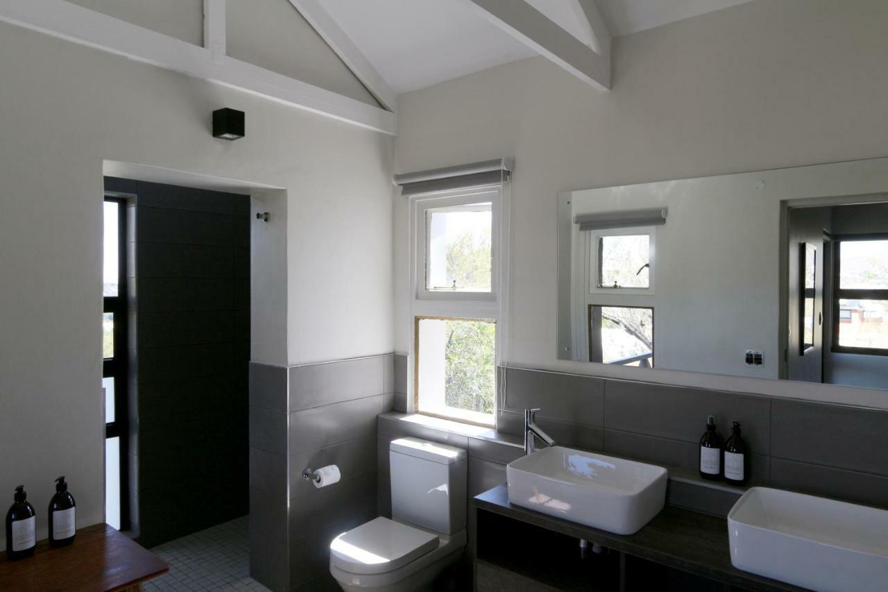 Herzinger Boutique Guesthouse Klein Windhoek Экстерьер фото