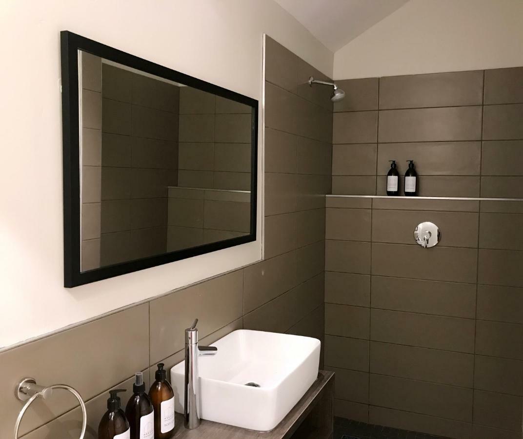 Herzinger Boutique Guesthouse Klein Windhoek Экстерьер фото